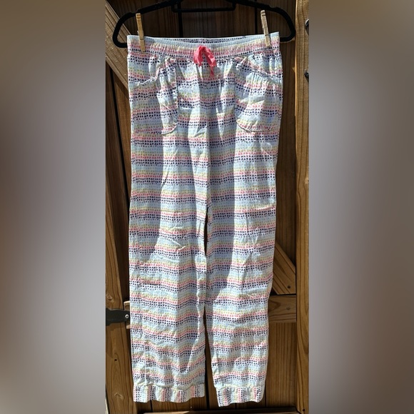 Victoria's Secret Other - Victoria’s Secret Pants HEARTS  Sleepwear White Small Two Front Pockets
